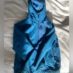 Patagonia polyester lightweight jacket